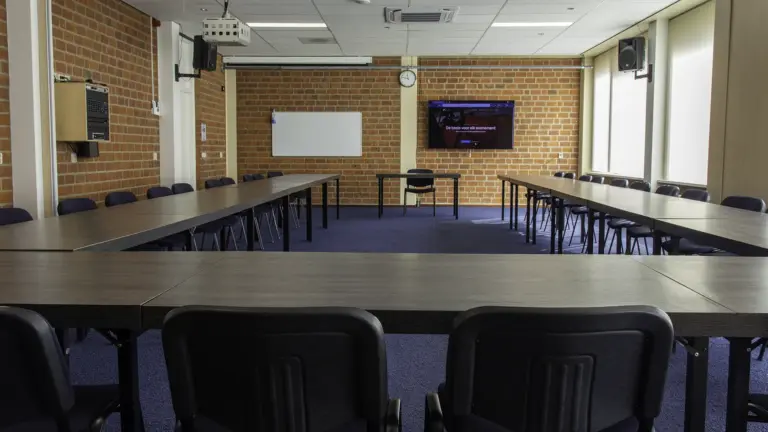 Comfortabele ruimtes van 98m2 voor vergaderingen en andere zakelijke activiteiten